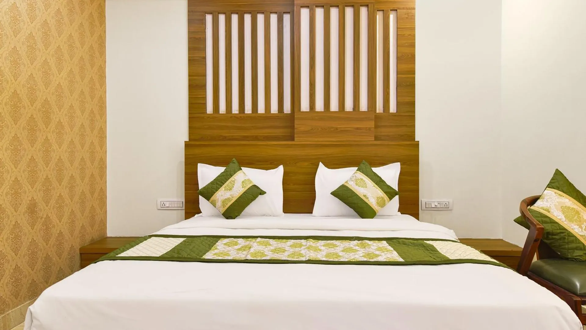 Sky Blu Hotel And Rooftop Restaurant Udaipur 3*,