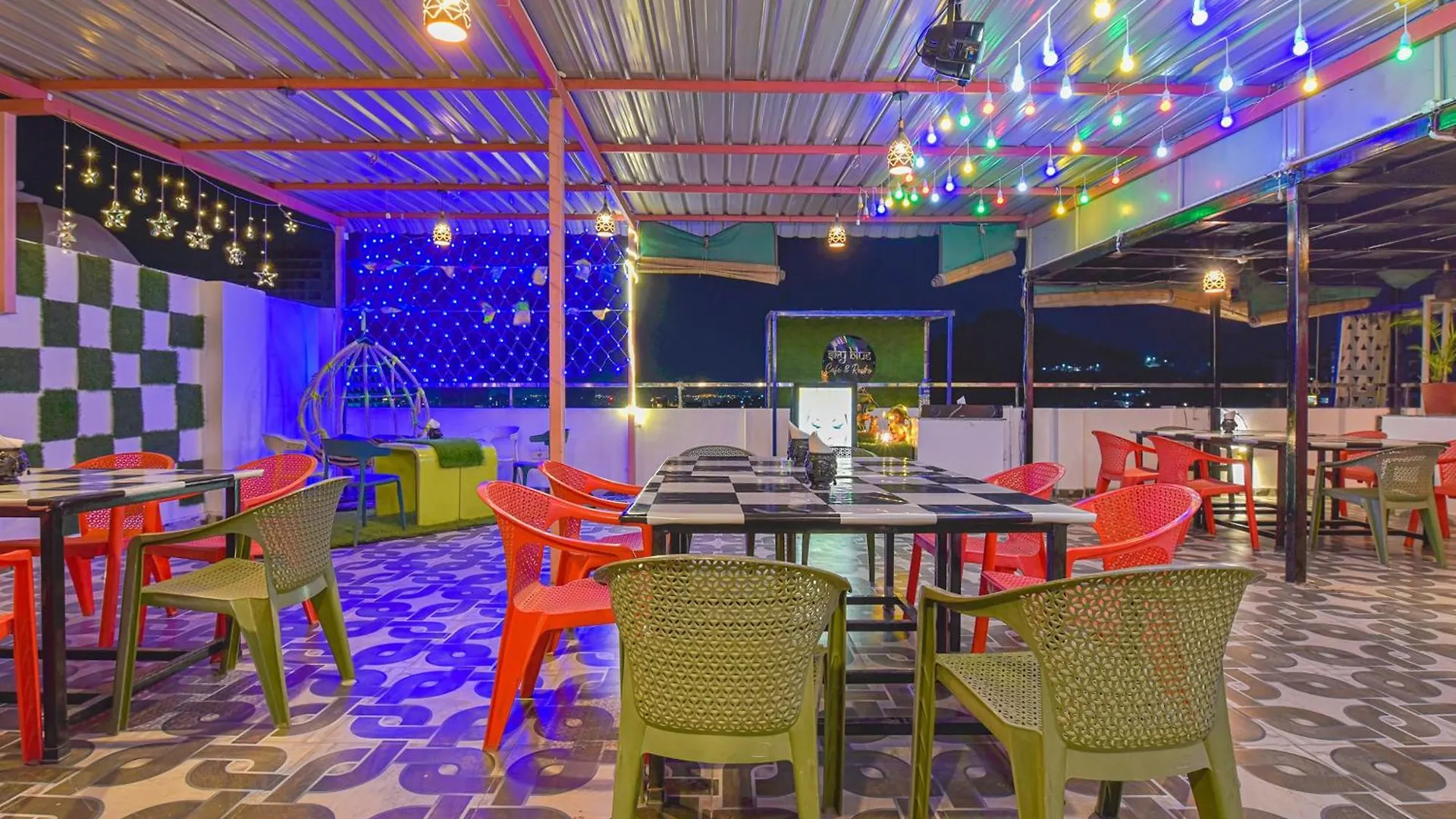Sky Blu Hotel And Rooftop Restaurant Udaipur 3*,