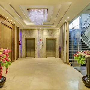 **** Hotel Super Townhouse Oak C Pearls India